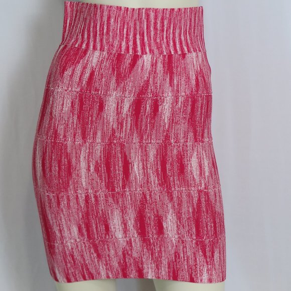 NWT BCBGMaxAzria Space Dye Begonia Combo Pencil Skirt Size S - Picture 2 of 8